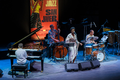 Brandon Goldberg Trio & Shenel Johns