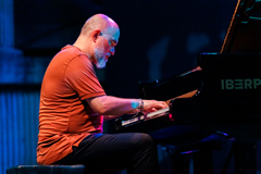 Ludovic Beier “Montmartre” Quartet